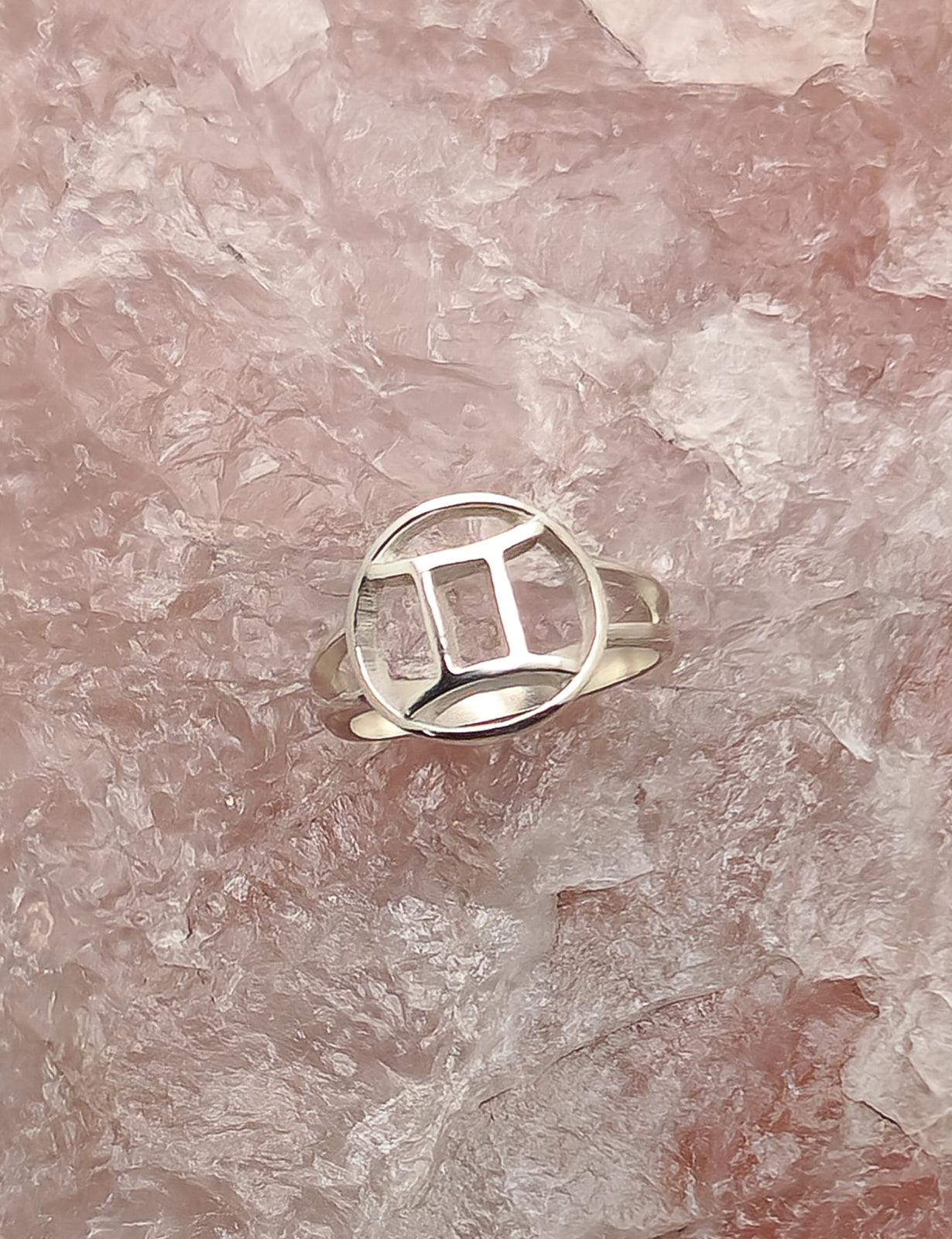 Pisces Zodiac ring