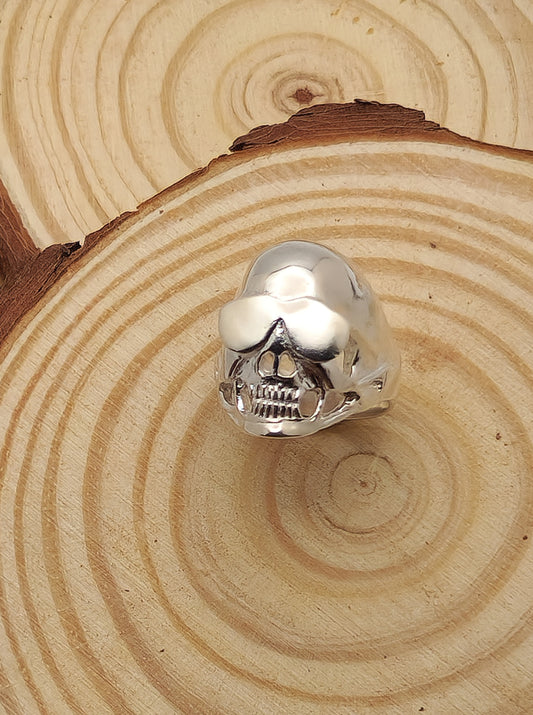 Skull ring