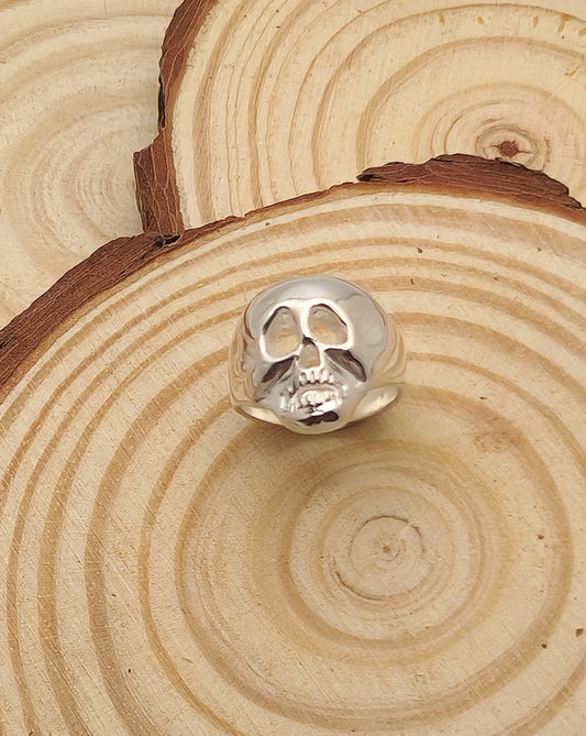 Skull pinky ring